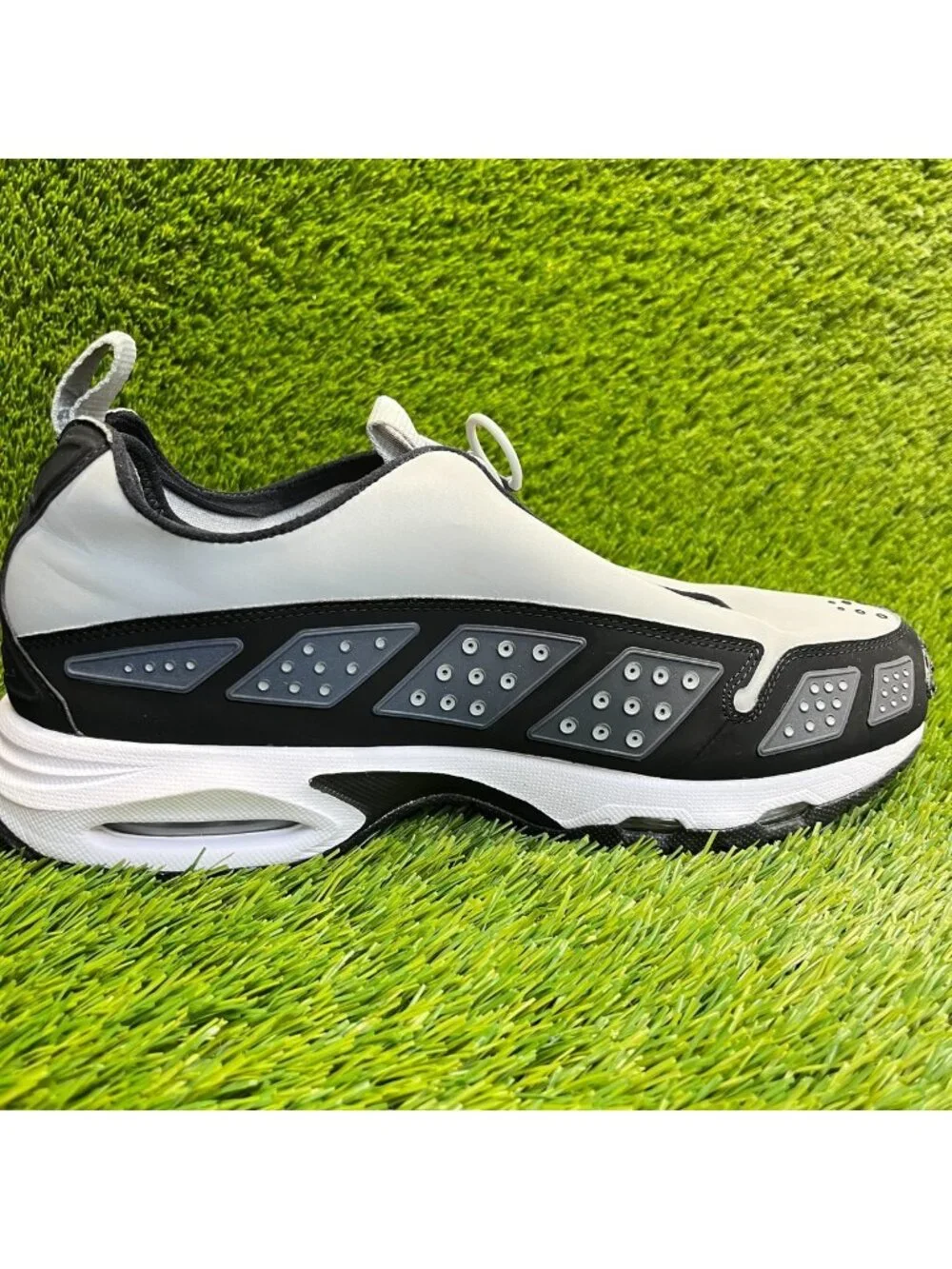 Nike Air Max Sunder Womens Size 13 Mens 11.5 Athletic Walking Shoes Sneakers